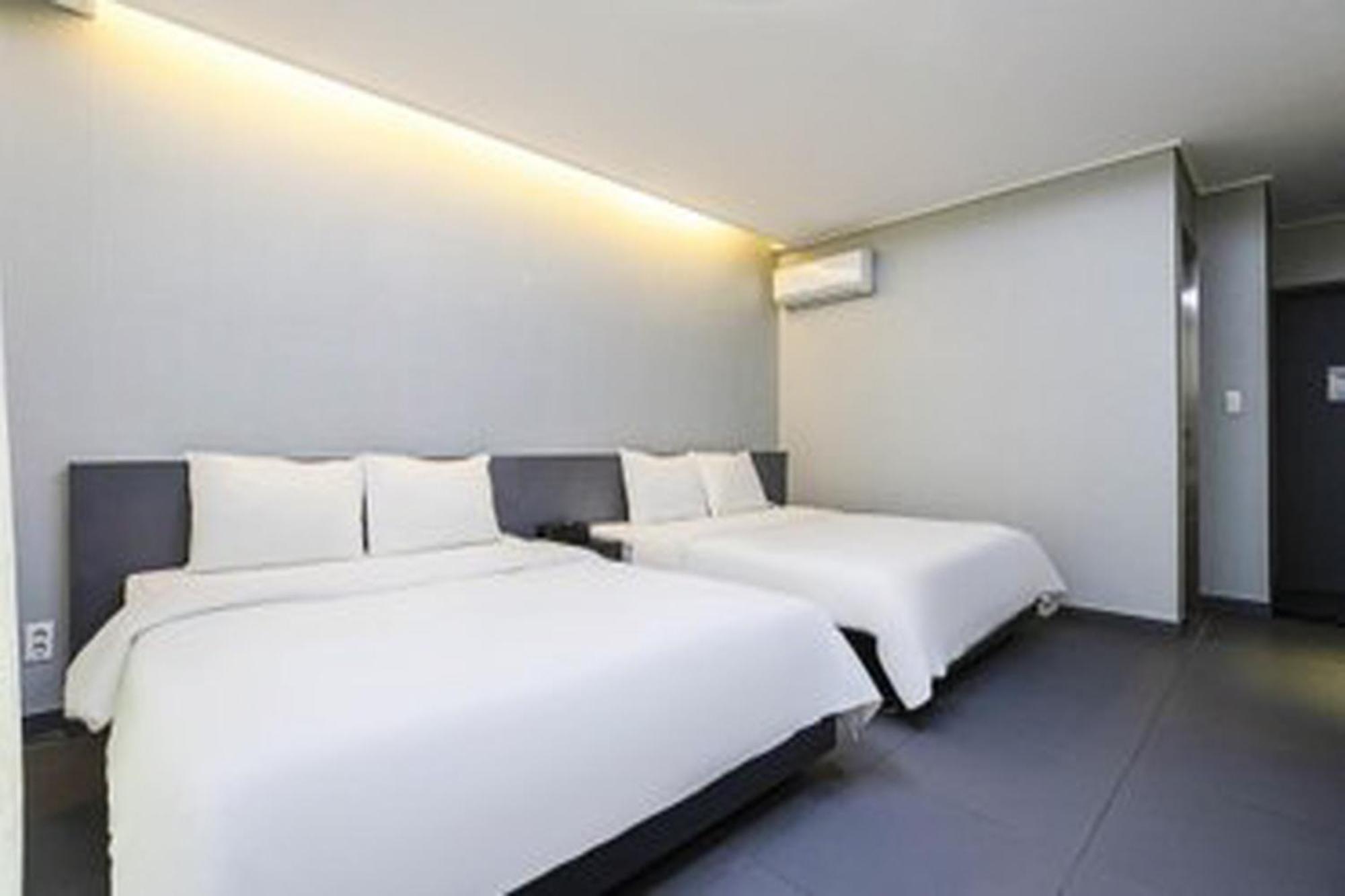 G Tourist Hotel Wolmido Incheon Eksteriør bilde