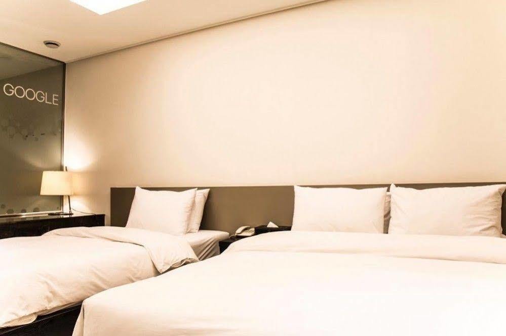 G Tourist Hotel Wolmido Incheon Eksteriør bilde