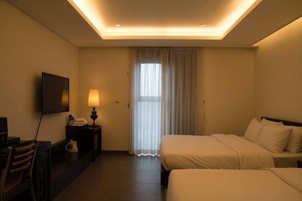 G Tourist Hotel Wolmido Incheon Eksteriør bilde