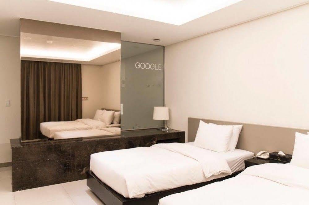 G Tourist Hotel Wolmido Incheon Eksteriør bilde