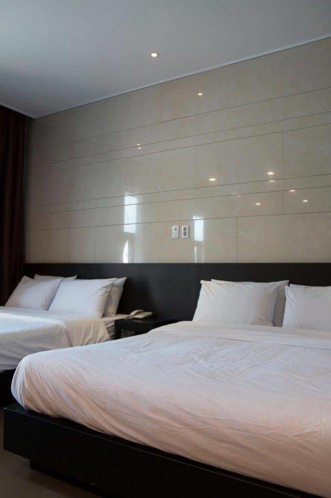 G Tourist Hotel Wolmido Incheon Eksteriør bilde