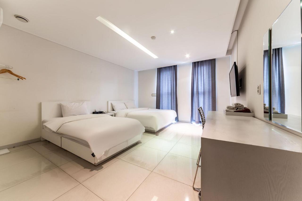 G Tourist Hotel Wolmido Incheon Eksteriør bilde